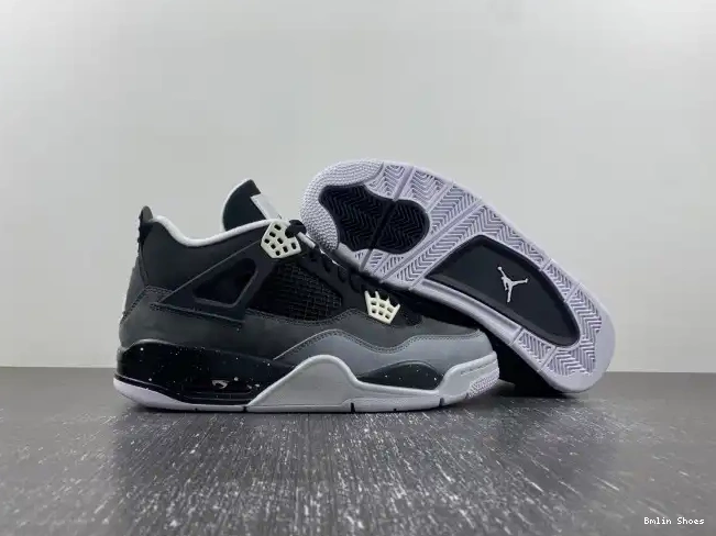 Bmlin Shoes 626969-030 Jordan (2013) Retro 4 Fear Pack 0519
